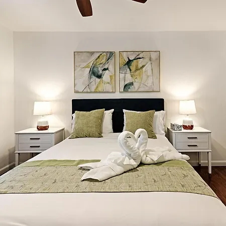 ༄Entire Townhome༄2B/2Ba/2Parking༄ Backyard